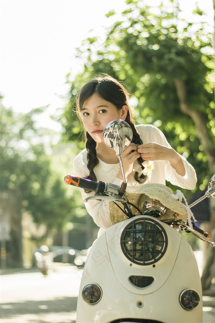 异国女人在巴黎免费观看完整版