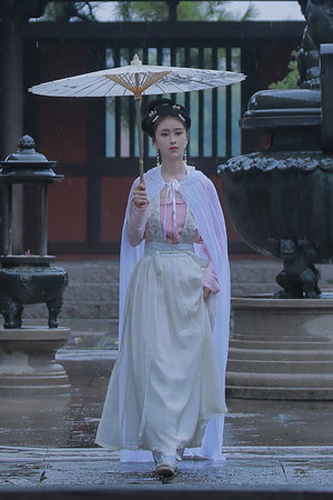 小婷又嫩又紧又滑又多水