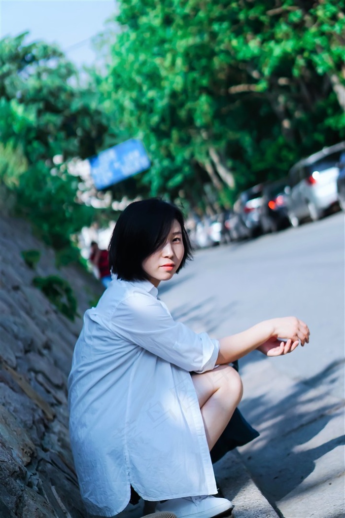 美丽姑娘在线播放完整版高清