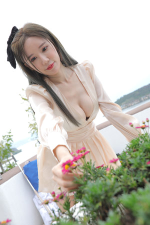 女生憋尿小说