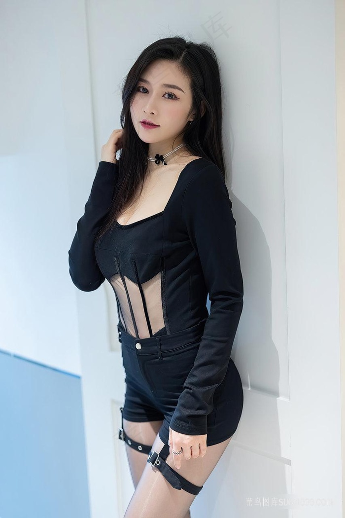 亚洲伦无码一区二区三区真曰