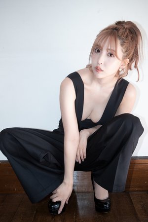 美女色服务按摩bd
