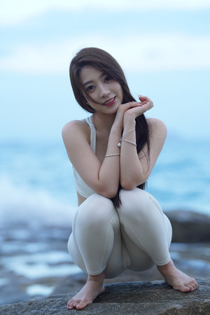 女生下面被舔