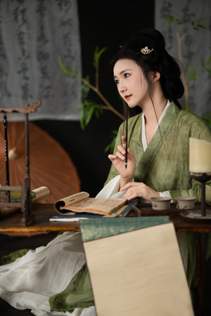 别有用心的单身女电视剧免费观看