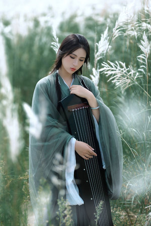 精品第一页