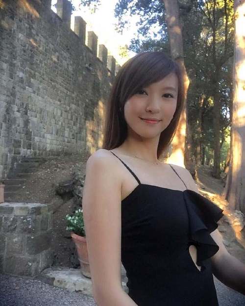 隔壁女生